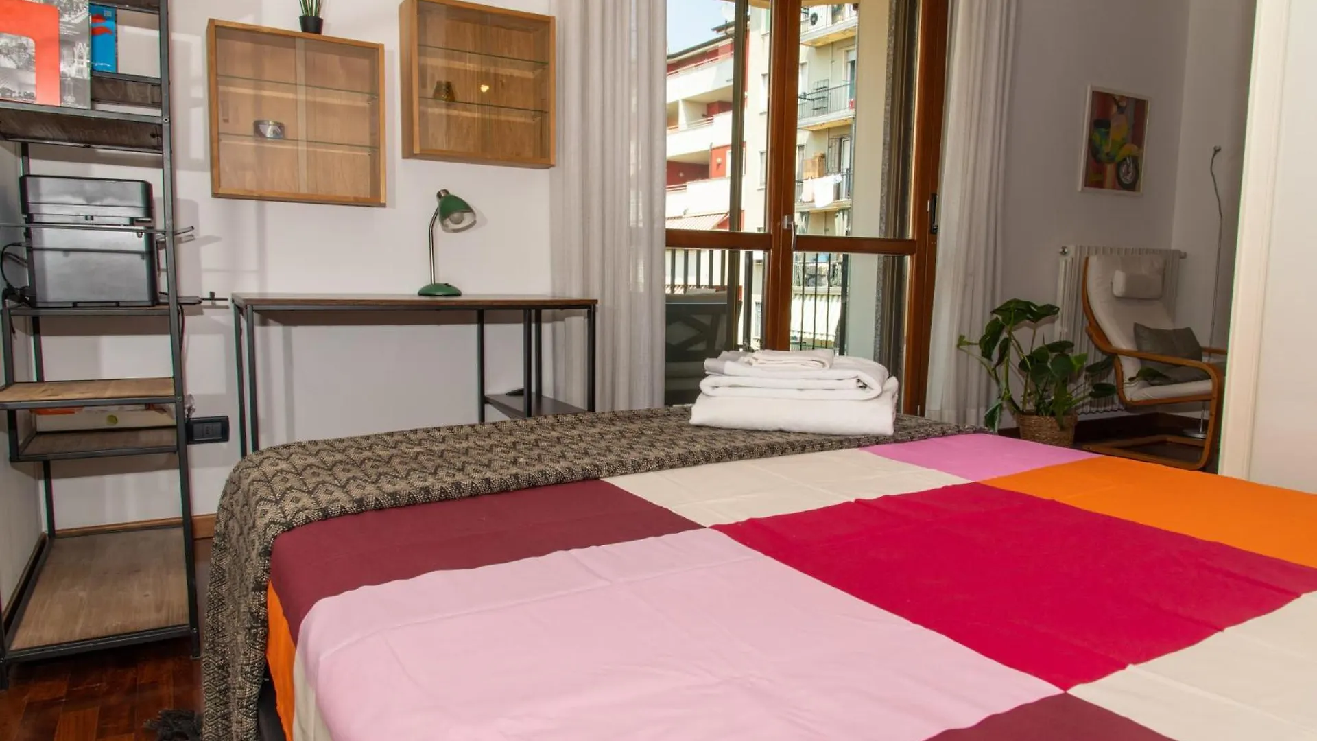 10 Minutes Duomo-Elegant Apt Milan