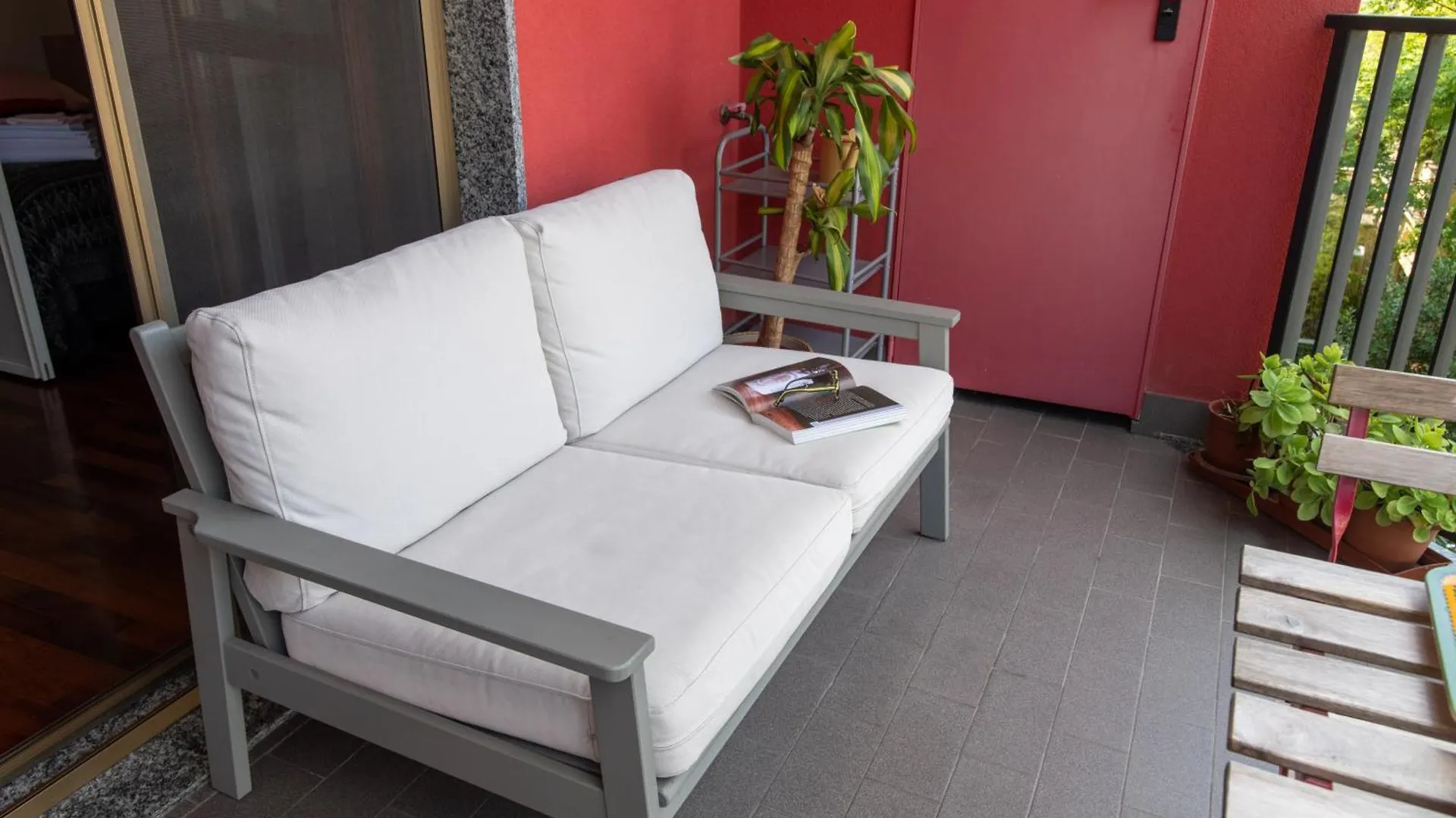 10 Minutes Duomo-Elegant Apt Milan