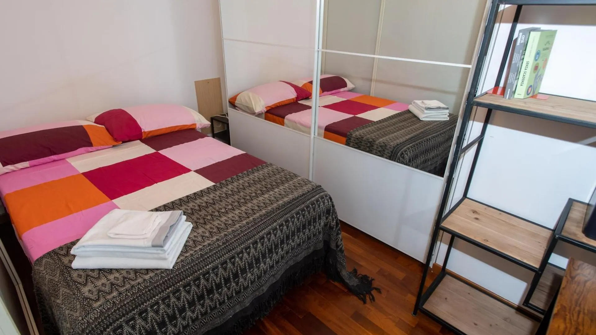 10 Minutes Duomo-Elegant Apt Milan Apartment
